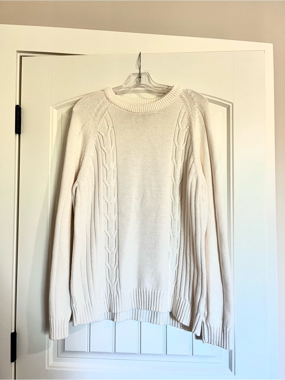 100% Cotton Cream Cable-Knit Crewneck Sweater - Women